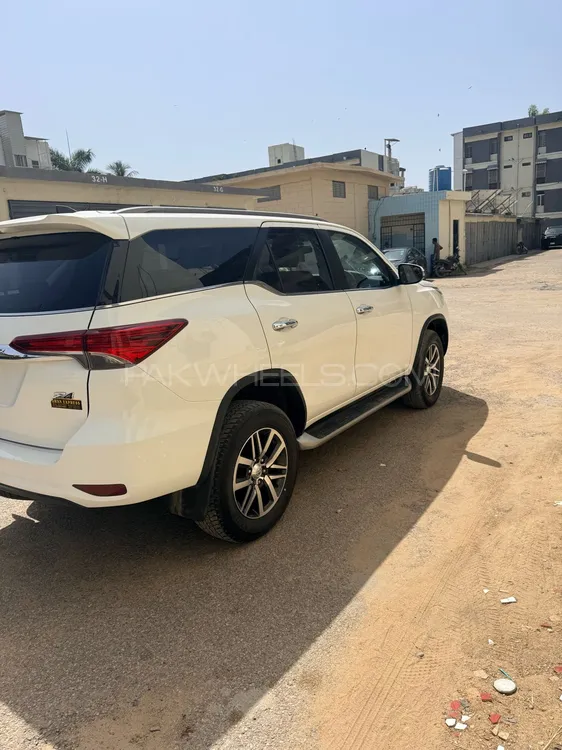 Toyota Fortuner 2019 for Sale in Karachi Image-1