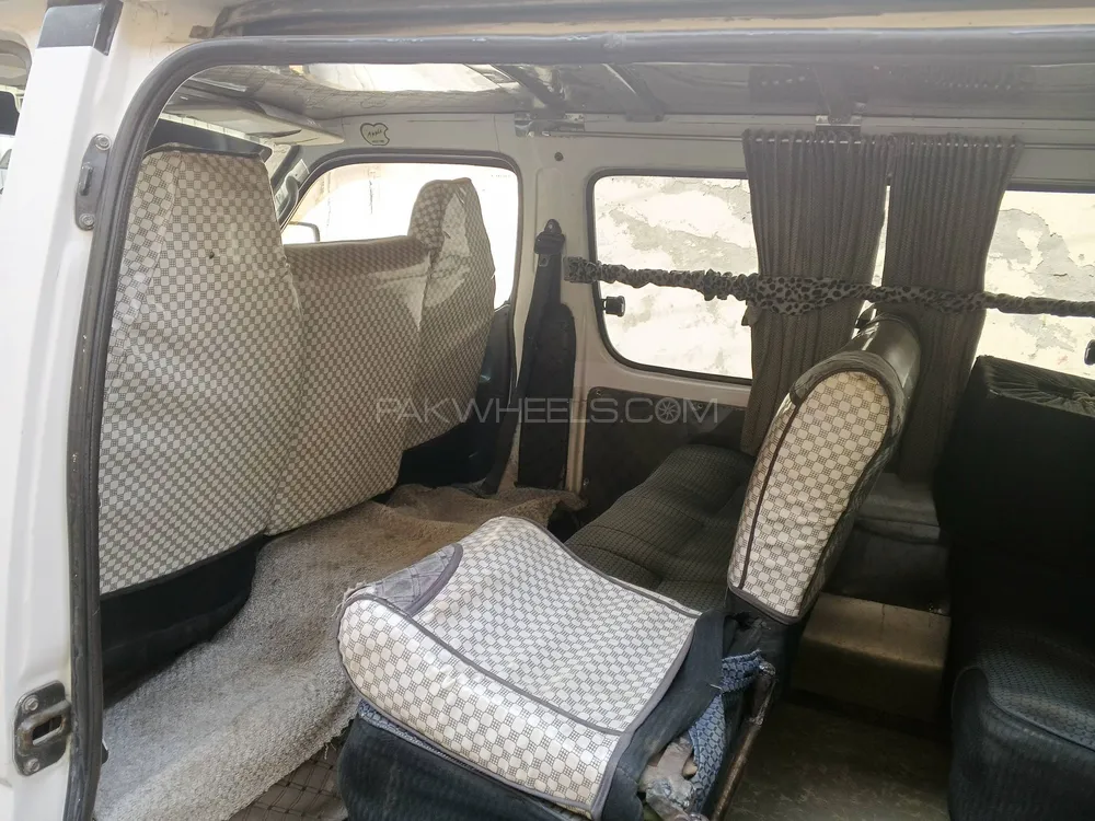 Toyota Hiace 1992 for Sale in Rawalpindi Toyota Hiace 1992 for Sale in Rawalpindi Image-3