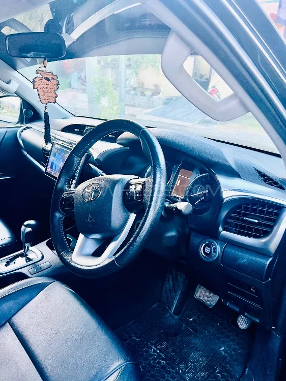 Toyota Hilux 2023 for Sale in Islamabad Toyota Hilux 2023 for Sale in Islamabad Image-7