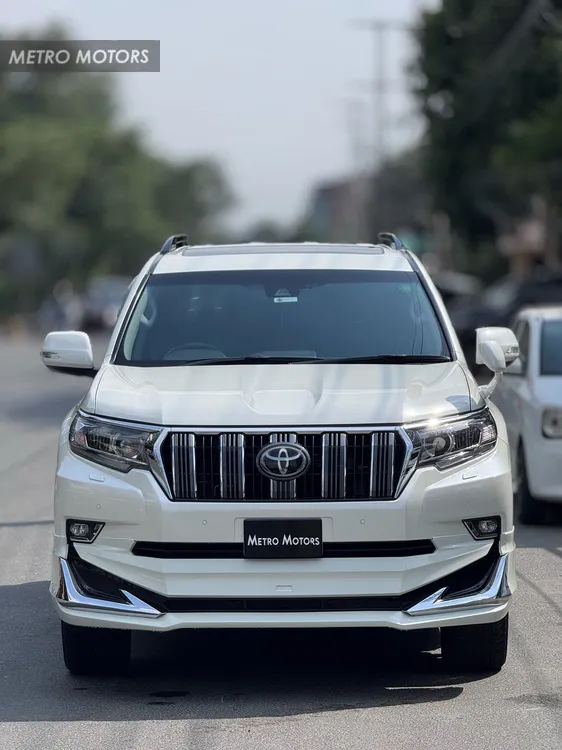 Toyota Prado 2019 for Sale in Lahore Image-1