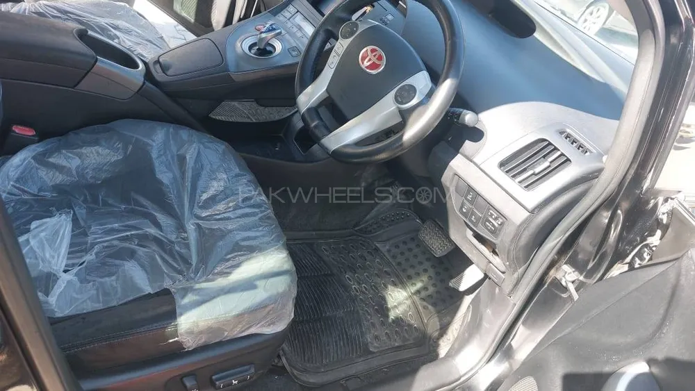 Toyota Prius 2014 for Sale in Islamabad Toyota Prius 2014 for Sale in Islamabad Image-7