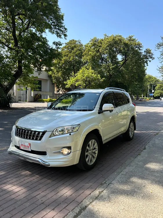 Toyota Rav4 2012 for Sale in Islamabad Image-1