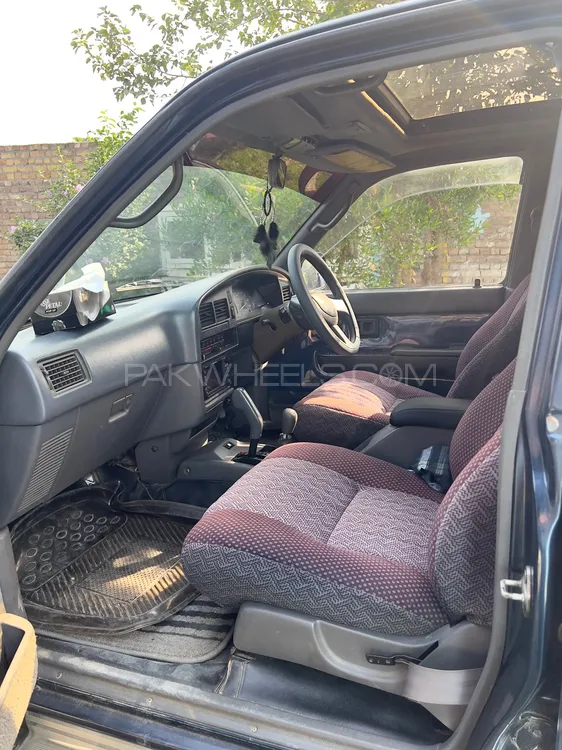 Toyota Surf 1992 for Sale in Wah cantt Toyota Surf 1992 for Sale in Wah cantt Image-9