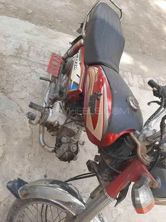 Unique Xtreme UD 70 2012 for Sale Image-1