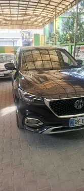 MG HS Trophy 2025