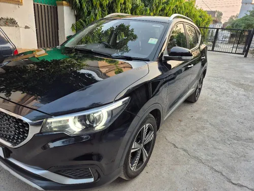 MG ZS EV 2021