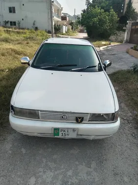 Nissan Sunny 1990