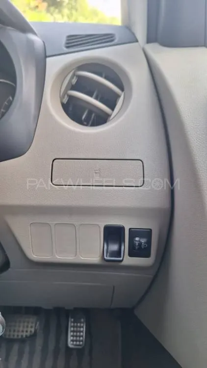 ڈائیہاتسو میرا 2012 for Sale in اسلام آباد ڈائیہاتسو میرا 2012 for Sale in اسلام آباد Image-13