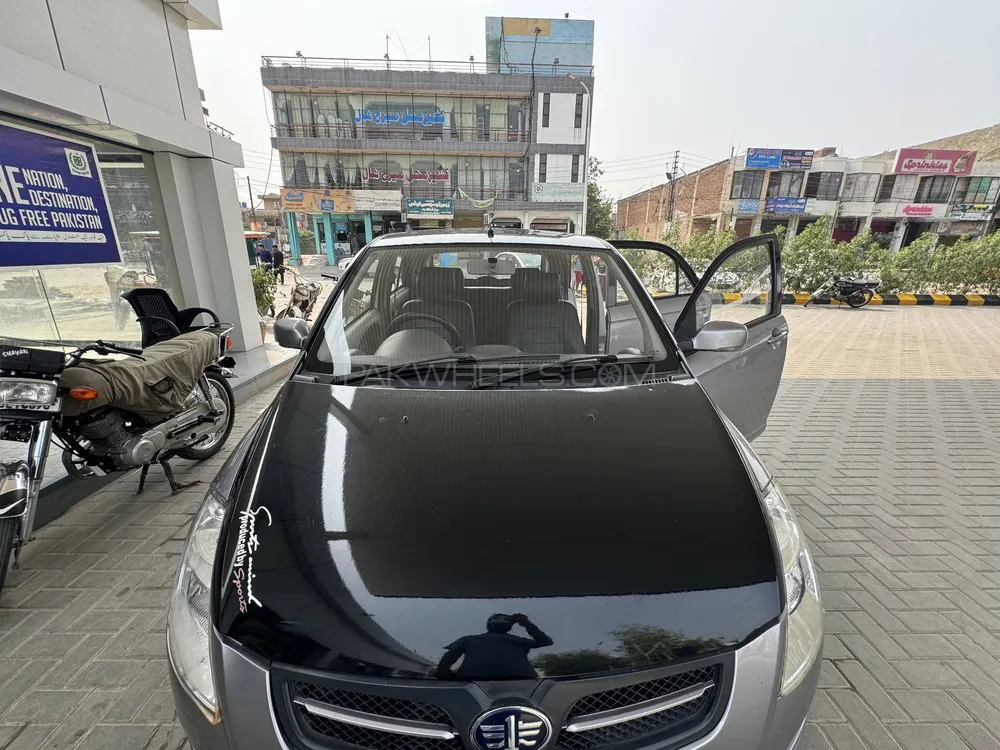 FAW V2 2018 for Sale in Lahore Image-1