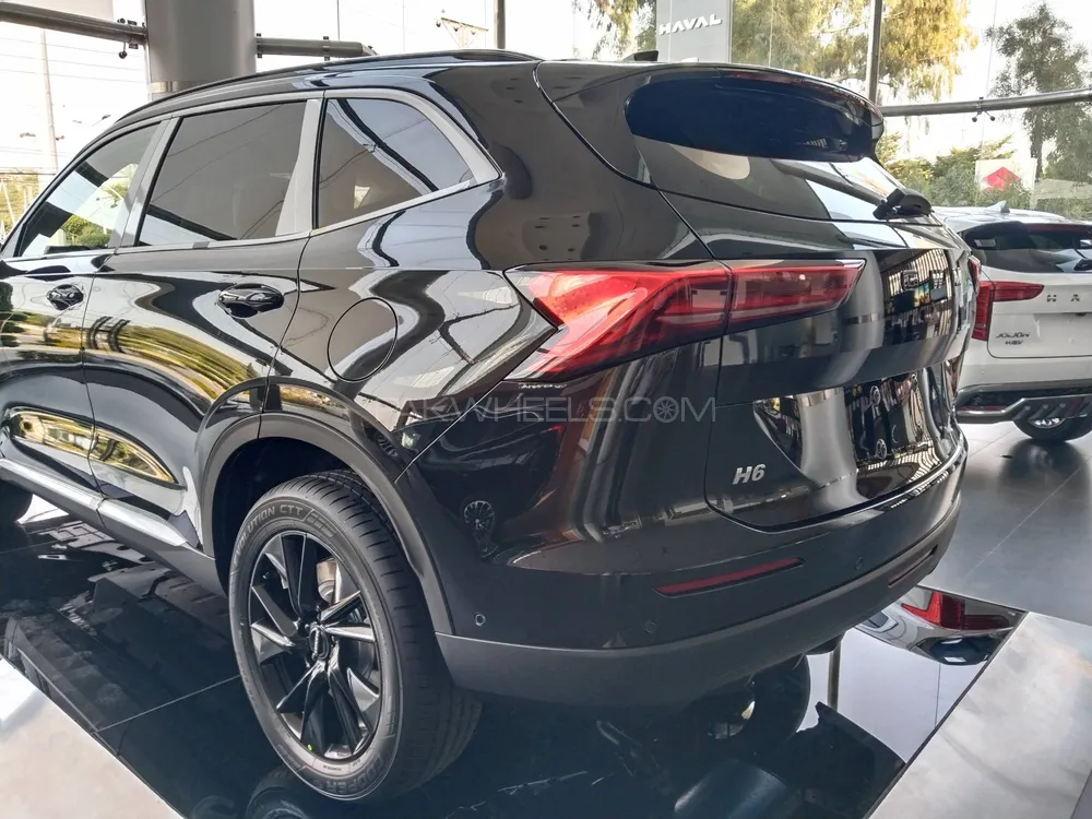 Haval H6 2025 for Sale in Rawalpindi Haval H6 2025 for Sale in Rawalpindi Image-5