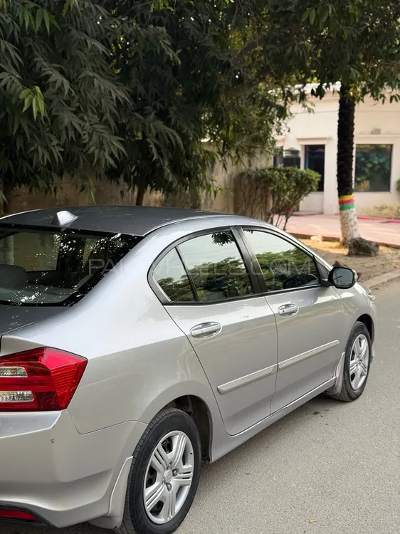 ہونڈا سٹی 2019 for Sale in لاہور ہونڈا سٹی 2019 for Sale in لاہور Image-4