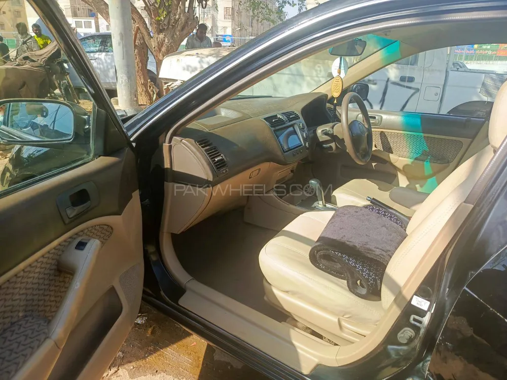 Honda Civic 2005 for Sale in Karachi Honda Civic 2005 for Sale in Karachi Image-2