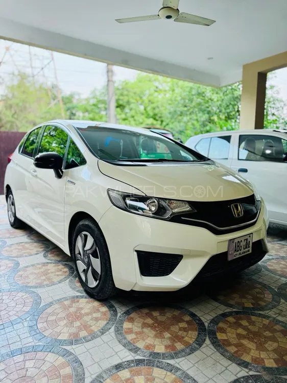 Honda Fit 2013 for Sale in Multan Honda Fit 2013 for Sale in Multan Image-8