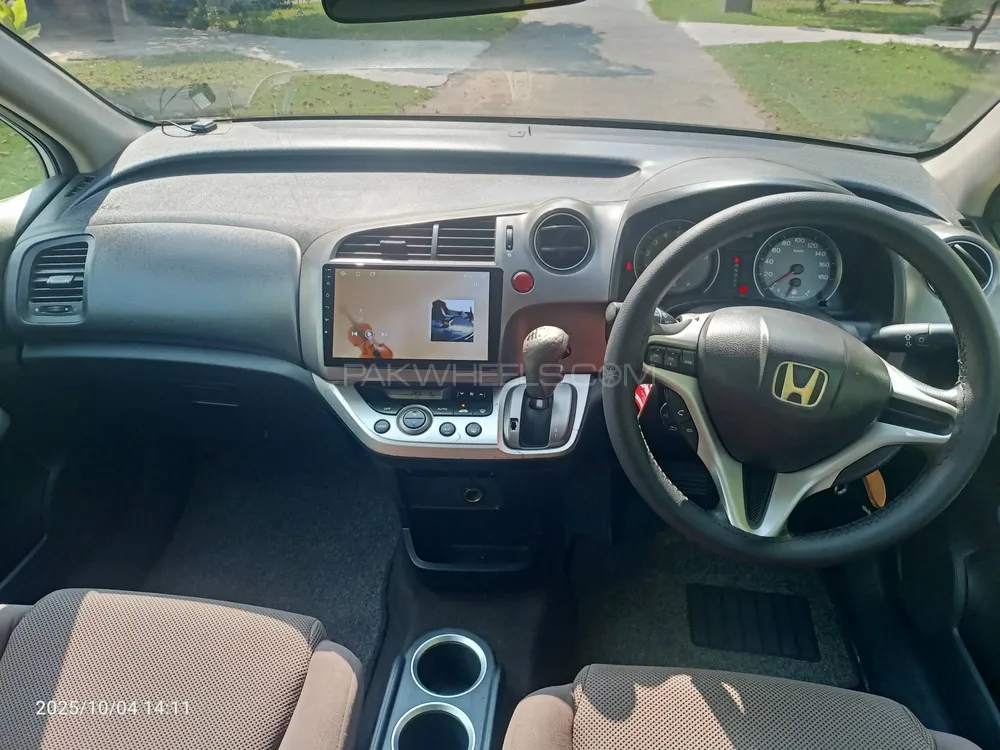 Honda Stream 2006 for Sale in Rahim Yar Khan Honda Stream 2006 for Sale in Rahim Yar Khan Image-15