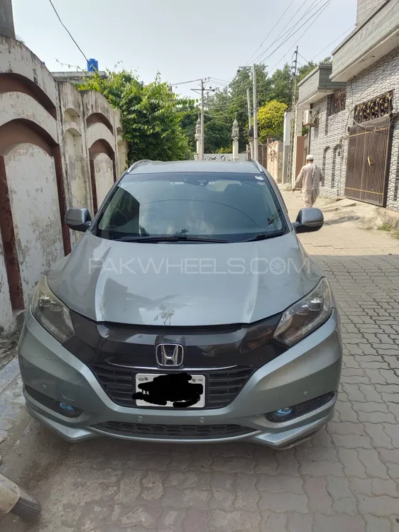 Honda Vezel 2016 for Sale in Sialkot Image-1