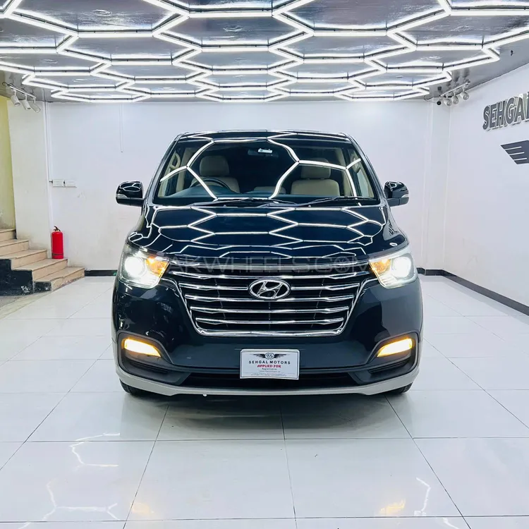 Hyundai Grand Starex 2019 for Sale in Islamabad Image-1