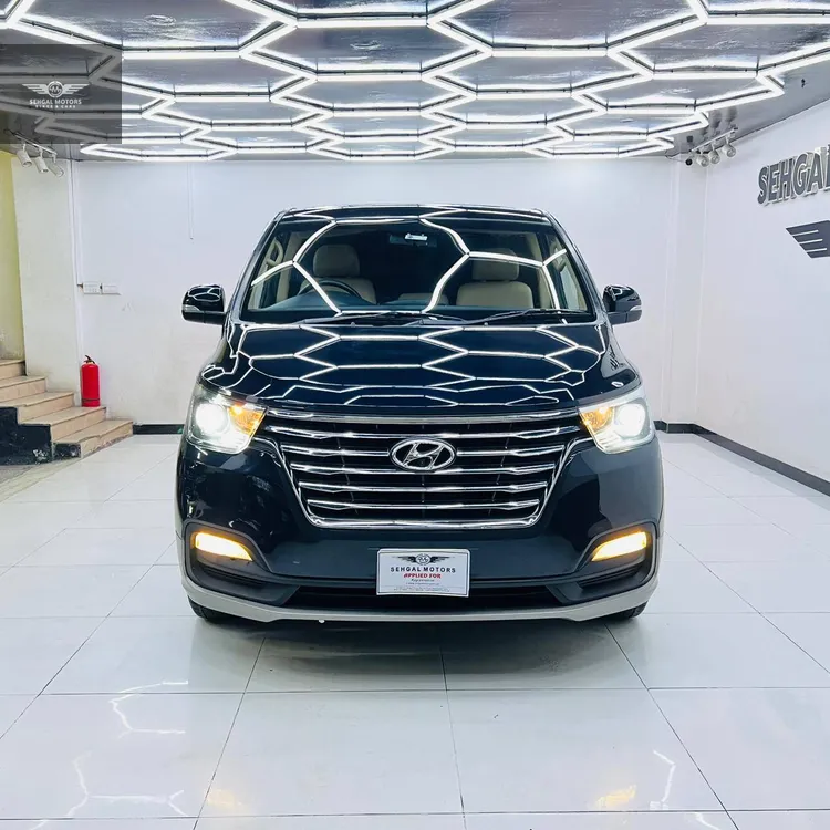 Hyundai Grand Starex 2019 for Sale in Islamabad Image-1