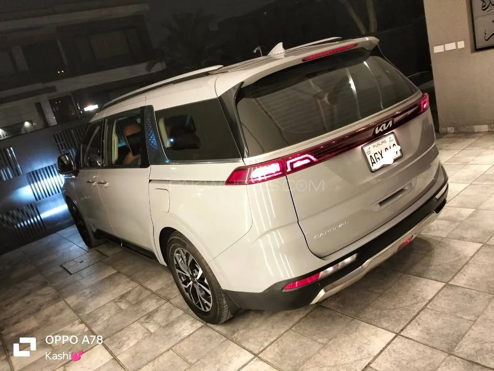 KIA Carnival 2022 for Sale in Lahore Image-1