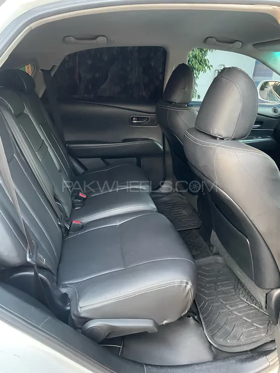Lexus RX Series 2010 for Sale in Lahore Lexus RX Series 2010 for Sale in Lahore Image-8
