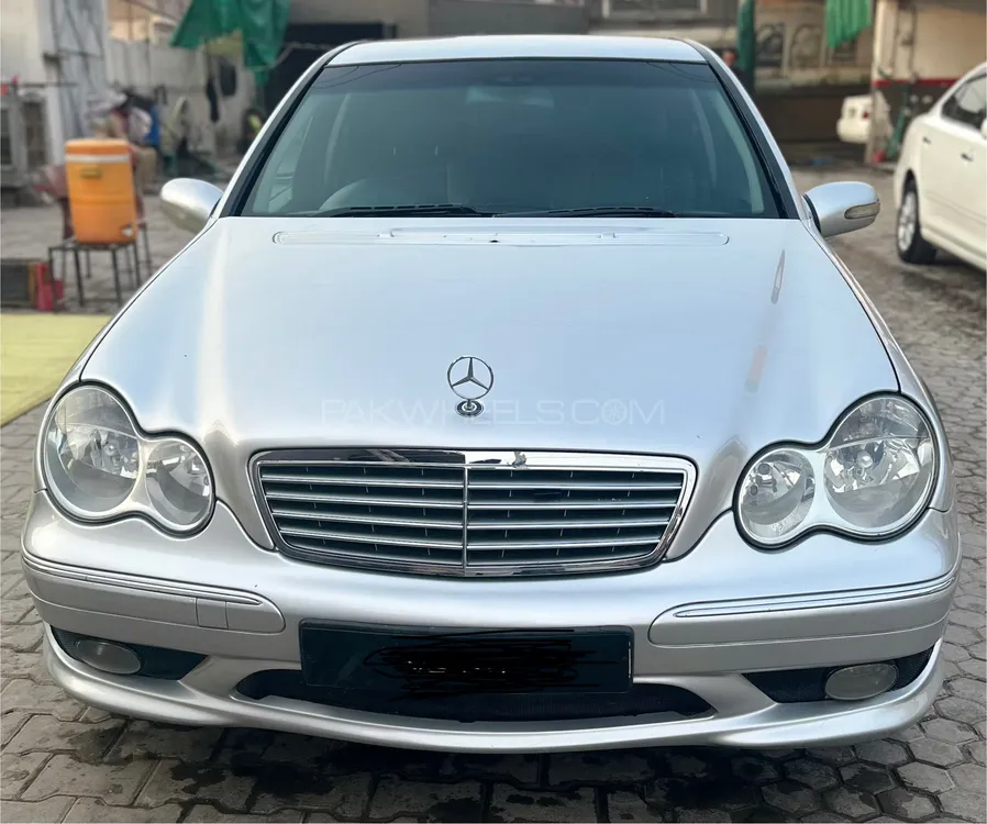 Mercedes Benz C Class 2006 for Sale in Peshawar Image-1