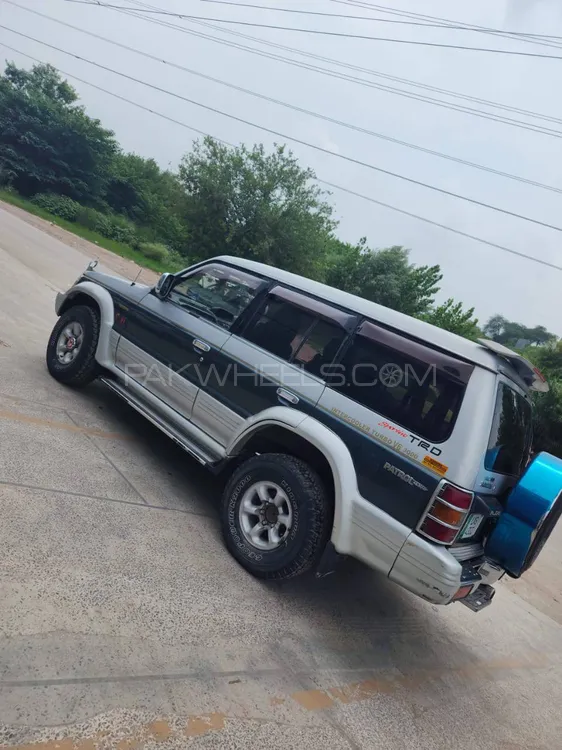 Mitsubishi Pajero 1995 for Sale in Abbottabad Image-1