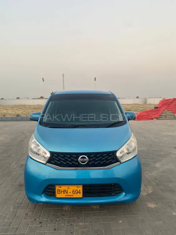 نسان ڈیز 2014 for Sale in کراچی نسان ڈیز 2014 for Sale in کراچی Image-4