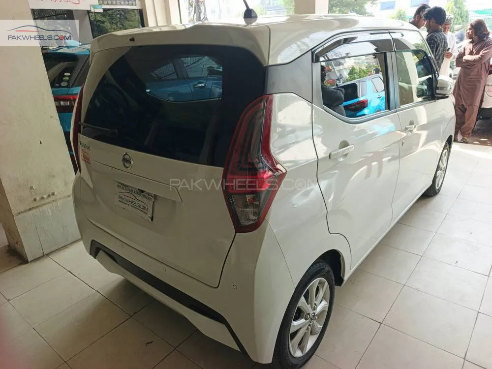 Nissan Dayz 2023 for Sale in Lahore Nissan Dayz 2023 for Sale in Lahore Image-6
