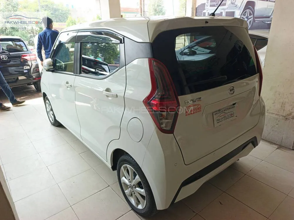 Nissan Dayz 2023 for Sale in Lahore Nissan Dayz 2023 for Sale in Lahore Image-5