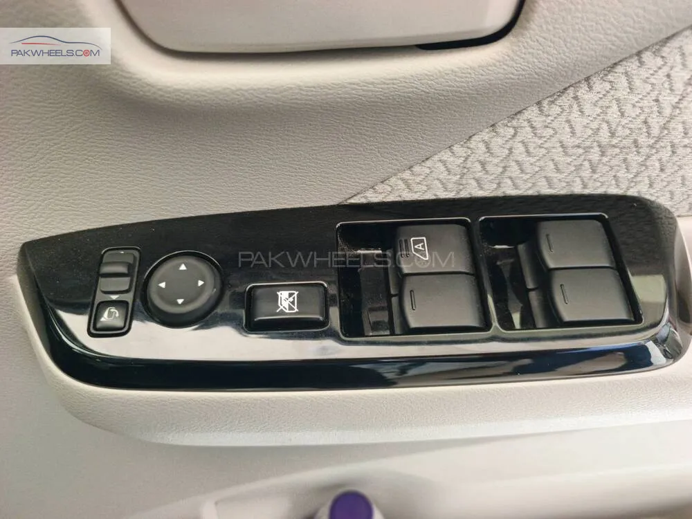 Nissan Dayz 2023 for Sale in Lahore Nissan Dayz 2023 for Sale in Lahore Image-16