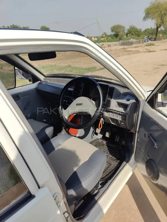 Suzuki Mehran 2015 for Sale in Lahore Suzuki Mehran 2015 for Sale in Lahore Image-5