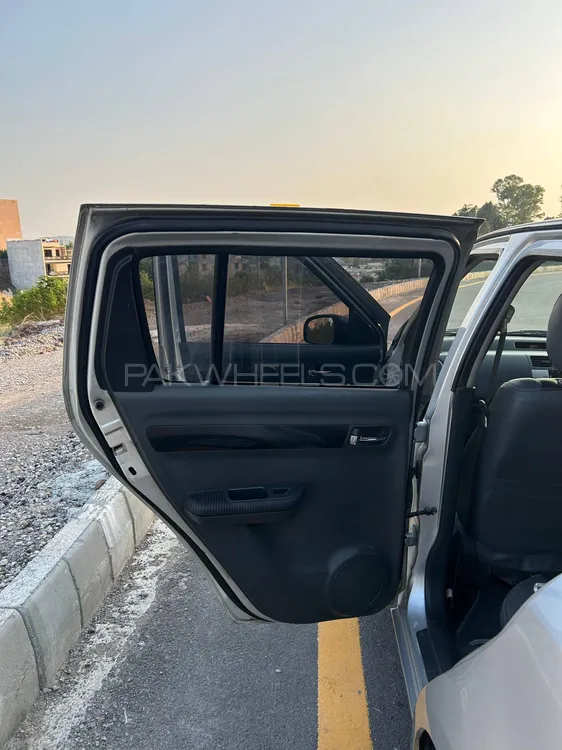 Suzuki Swift 2012 for Sale in Islamabad Suzuki Swift 2012 for Sale in Islamabad Image-16