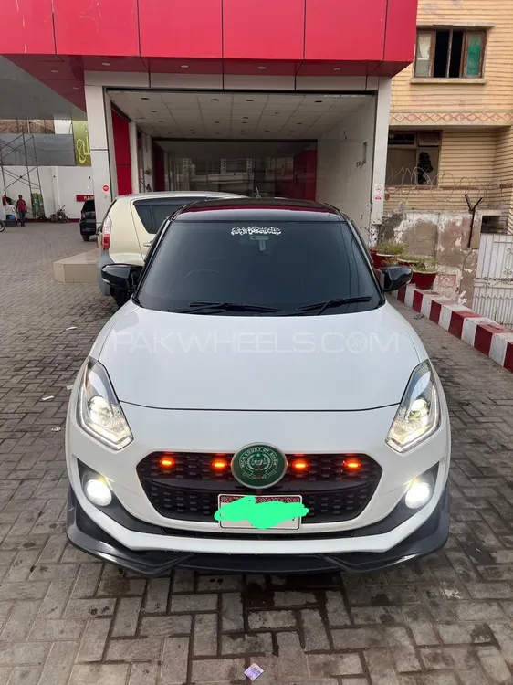Suzuki Swift 2022 for Sale in Hyderabad Image-1
