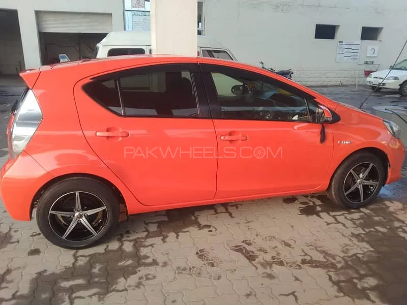Toyota Aqua 2012 for Sale in Peshawar Image-1