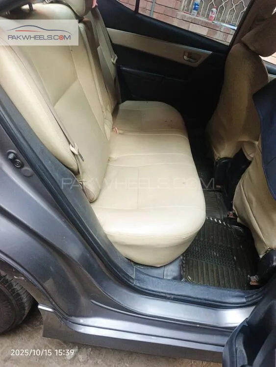 Toyota Corolla 2014 for Sale in Lahore Toyota Corolla 2014 for Sale in Lahore Image-11