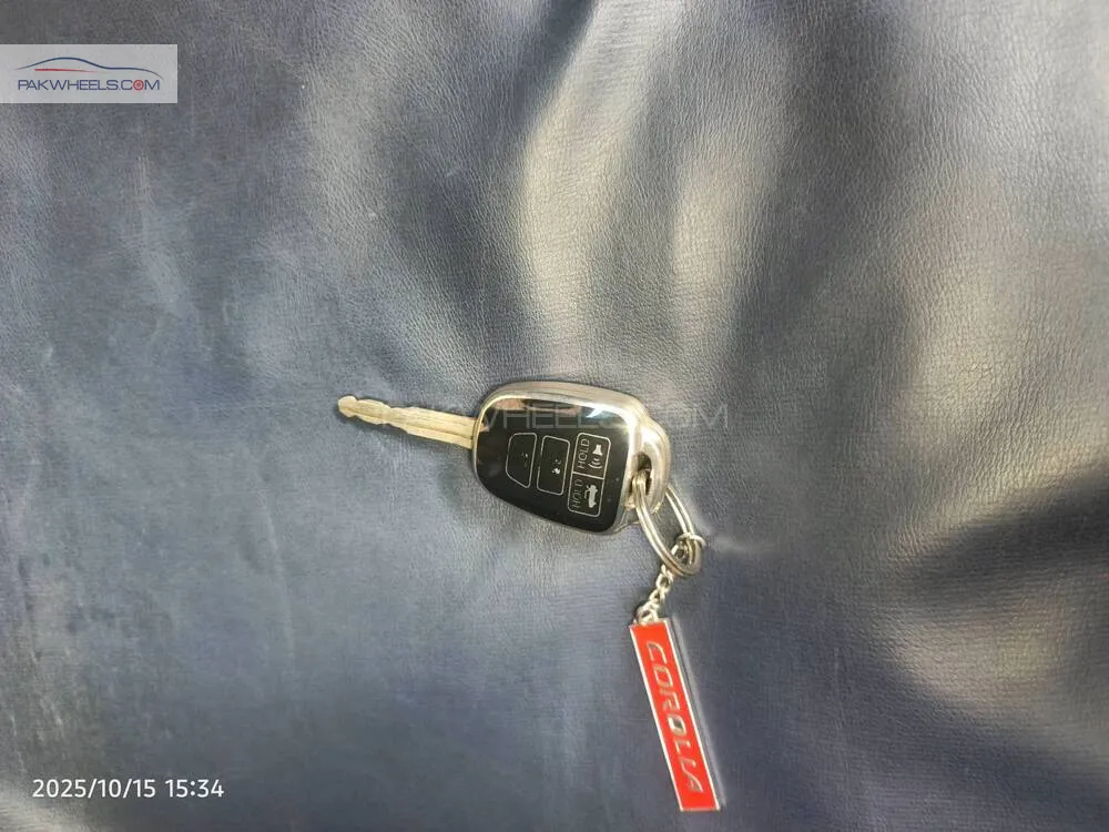 Toyota Corolla 2014 for Sale in Lahore Toyota Corolla 2014 for Sale in Lahore Image-13