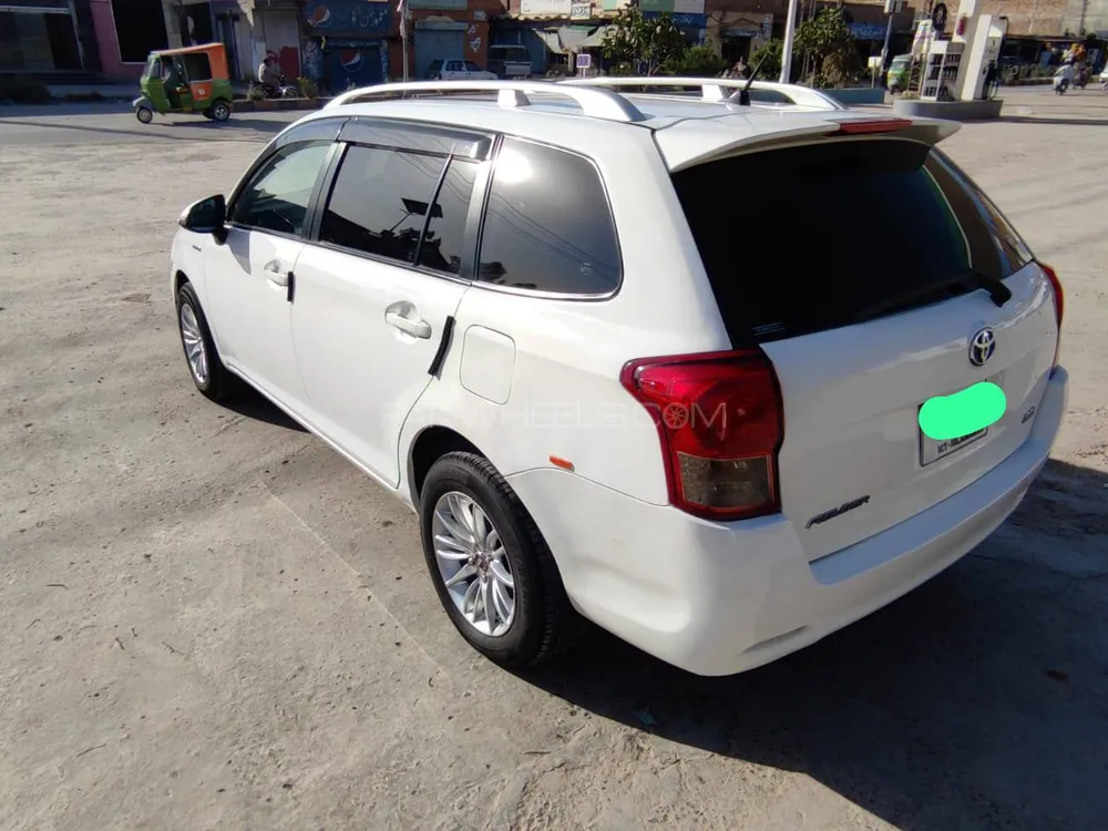 Toyota Corolla Fielder 2013 for Sale in Kohat Image-1