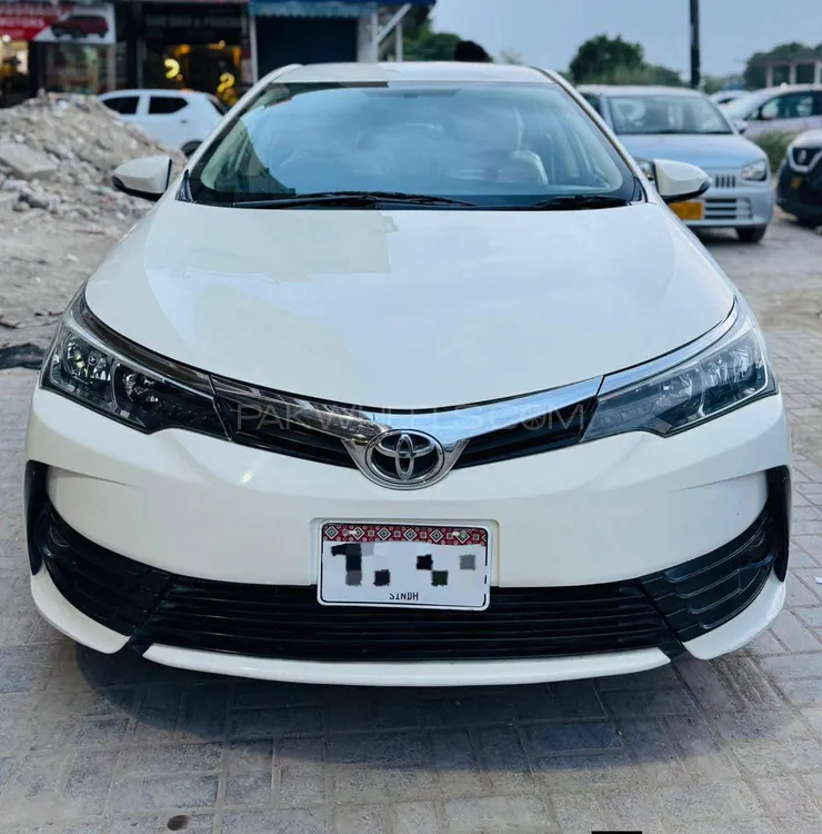 Toyota Corolla 2017 for Sale in Karachi Image-1