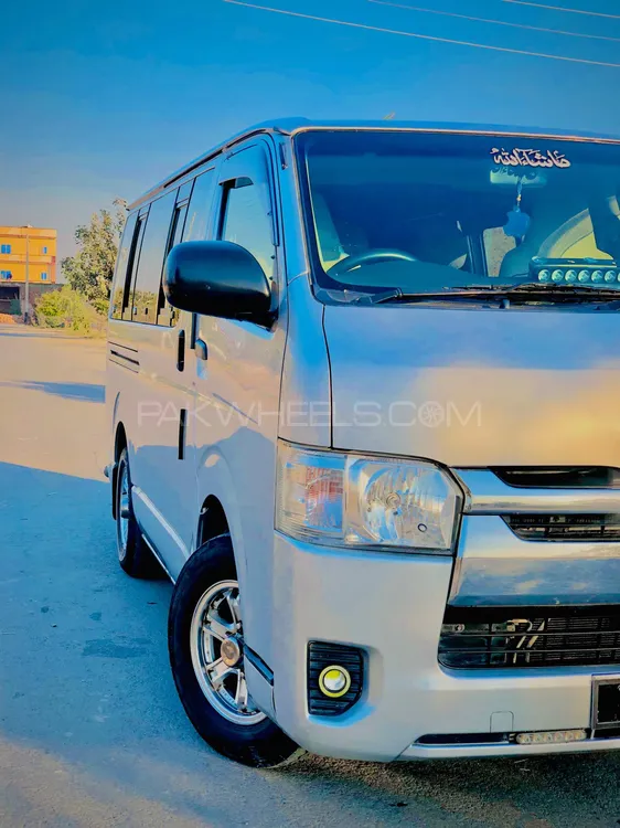 Toyota Hiace 2018 for Sale in Rahim Yar Khan Image-1
