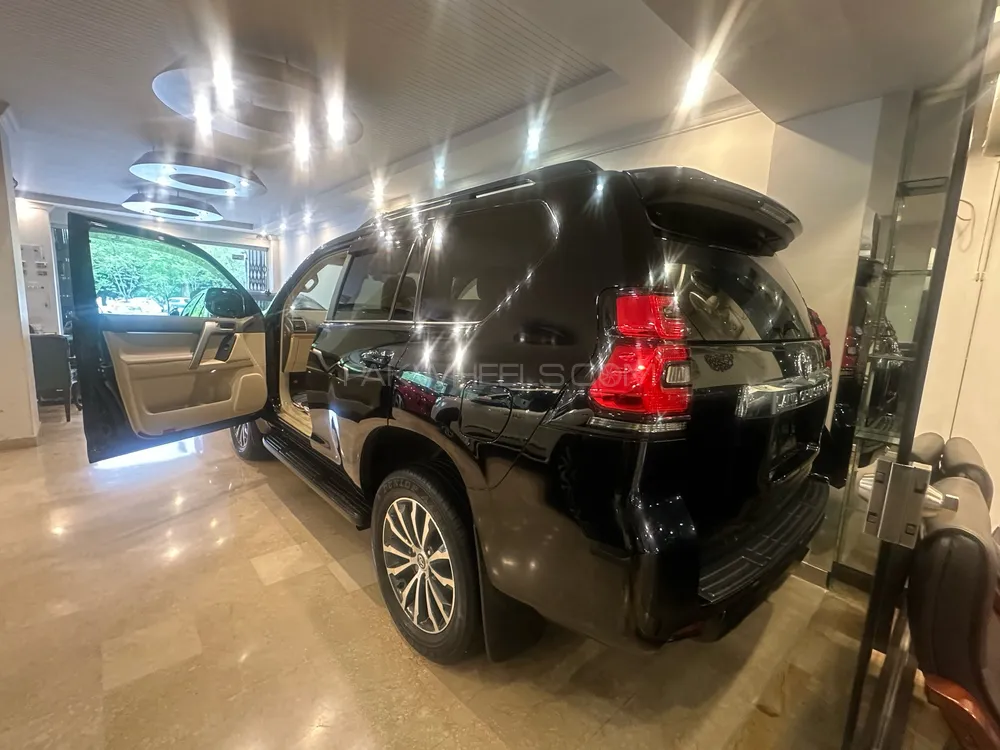 ٹویوٹا پراڈو 2020 for Sale in اسلام آباد ٹویوٹا پراڈو 2020 for Sale in اسلام آباد Image-9