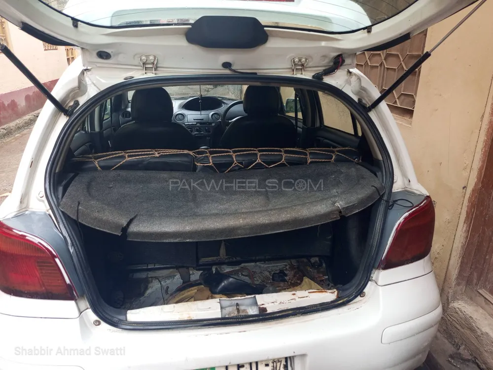 Toyota Vitz 2004 for Sale in Islamabad Toyota Vitz 2004 for Sale in Islamabad Image-4