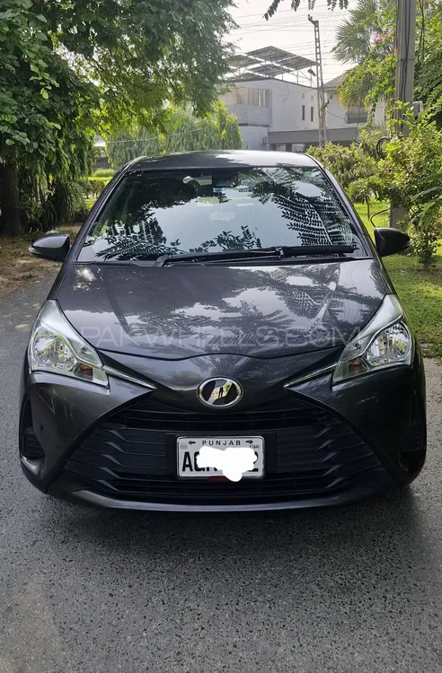Toyota Vitz 2018 for Sale in Lahore Image-1
