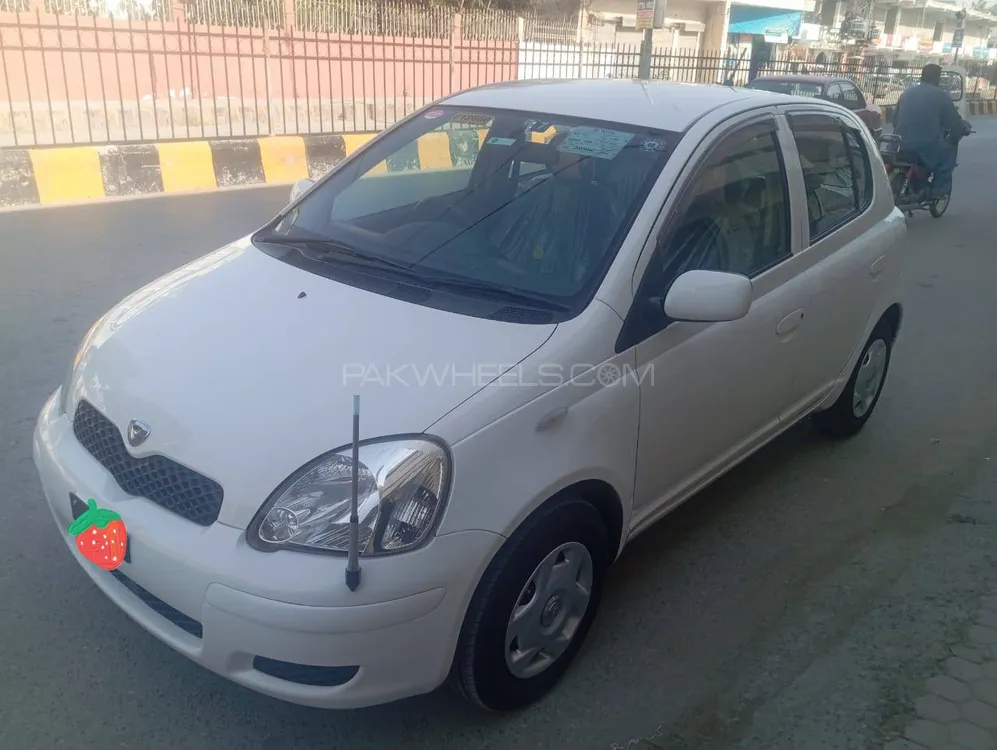 Toyota Vitz 2003 for Sale in Mardan Toyota Vitz 2003 for Sale in Mardan Image-2