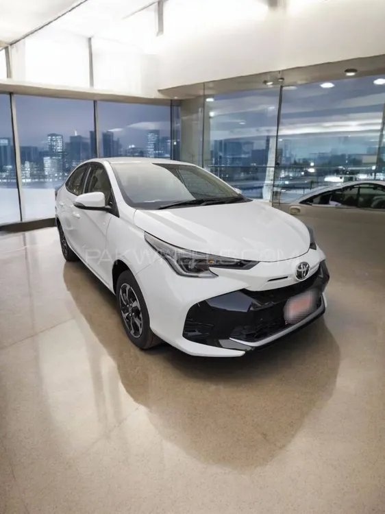 Toyota Yaris Sedan 2025 for Sale in Karachi Image-1