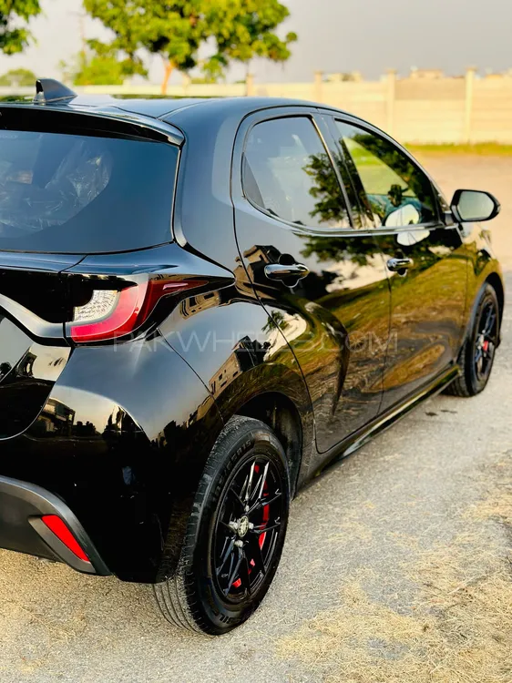 Toyota Yaris Hatchback 2020 for Sale in Sialkot Toyota Yaris Hatchback 2020 for Sale in Sialkot Image-8