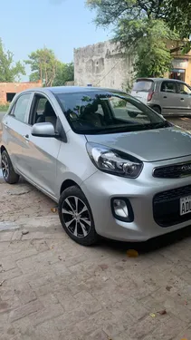 KIA Picanto 1.0 MT 2021