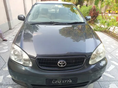 Toyota Corolla SE Saloon 2005