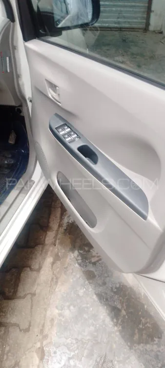 Daihatsu Mira 2015 for Sale in Pindi gheb Daihatsu Mira 2015 for Sale in Pindi gheb Image-3