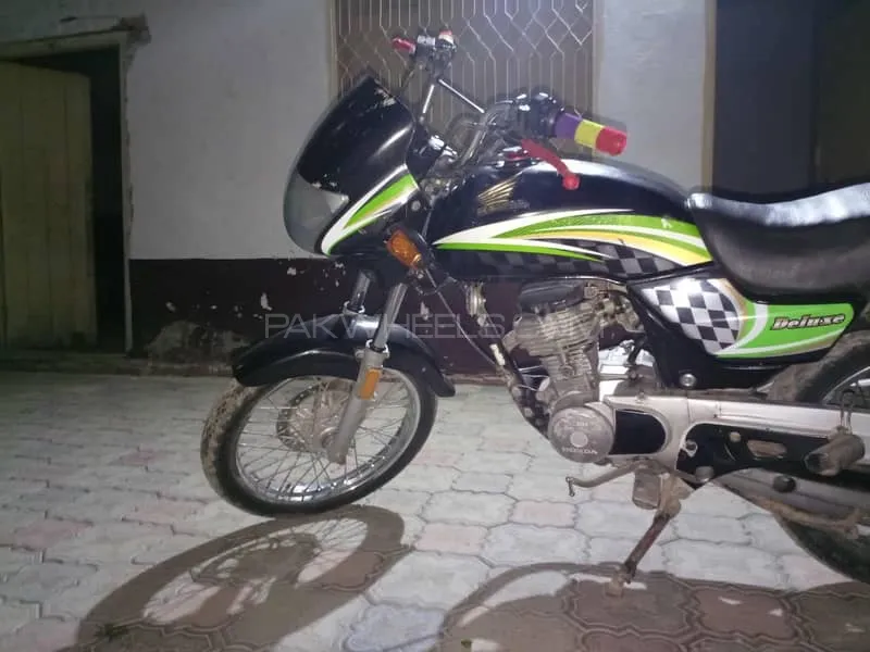 Honda CG 125 Deluxe 2004 for Sale Image-1