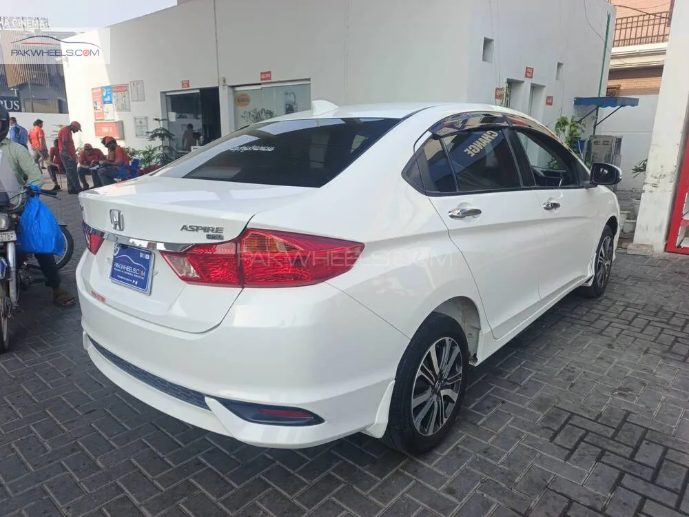 ہونڈا سٹی 2023 for Sale in لاہور ہونڈا سٹی 2023 for Sale in لاہور Image-4
