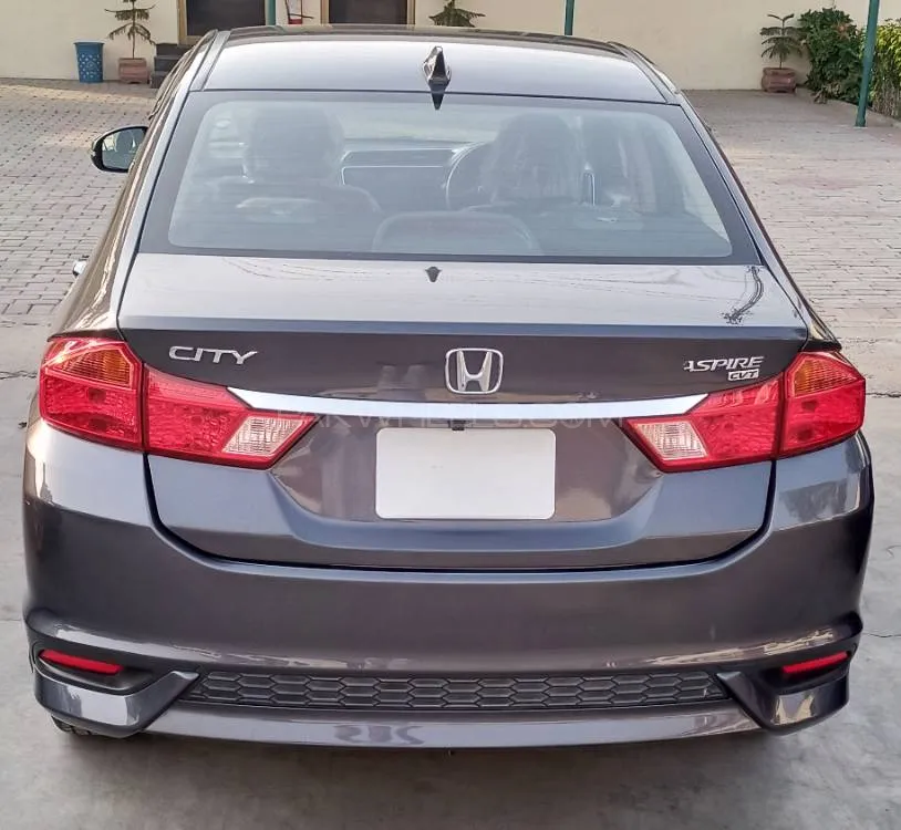 Honda City 2025 for Sale in Lahore Honda City 2025 for Sale in Lahore Image-5